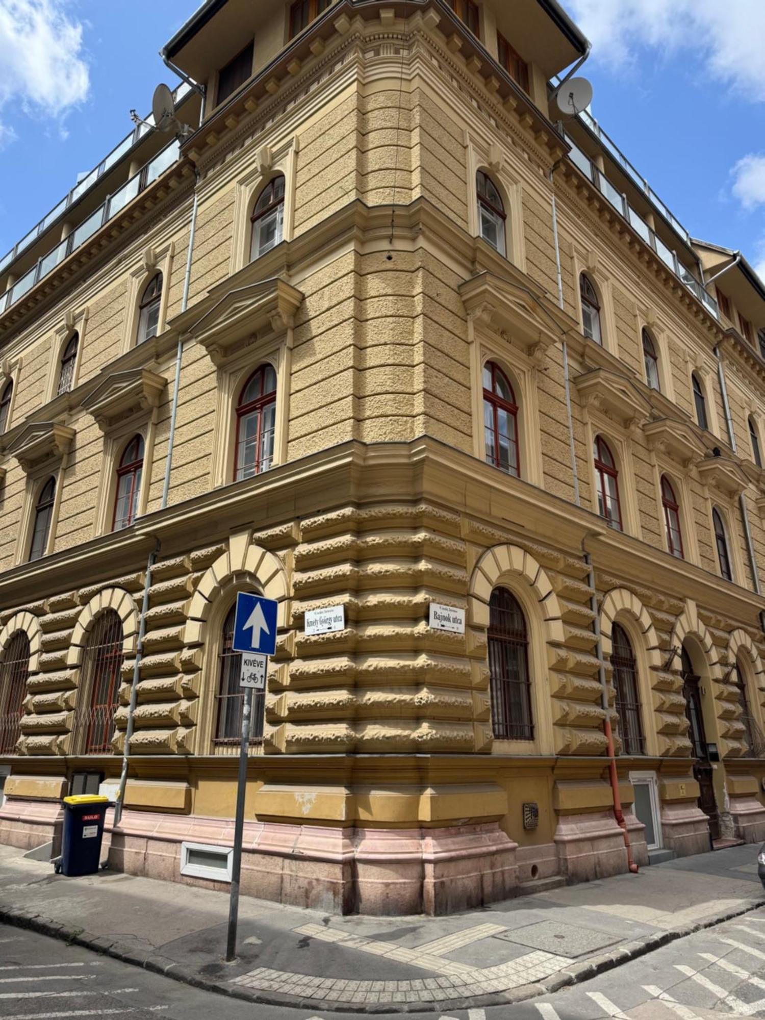 Bajnok Kislakas Appartement